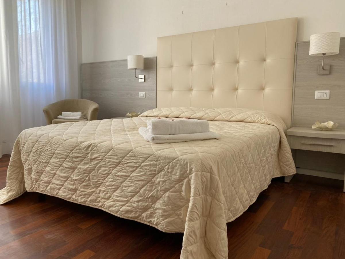 Villa Alda Suites & Rooms Cervia Exterior foto